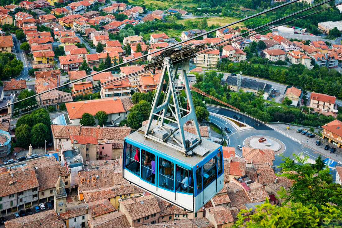 San Marino - felvonó felfelé Monte Titano