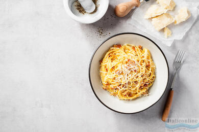 Pasta Carbonara a Cacio e Pepe. A római konyha jelképei