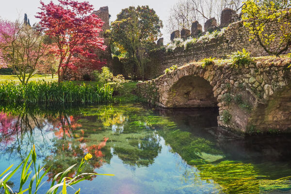 A Giardino di Ninfa varázslatos kertje